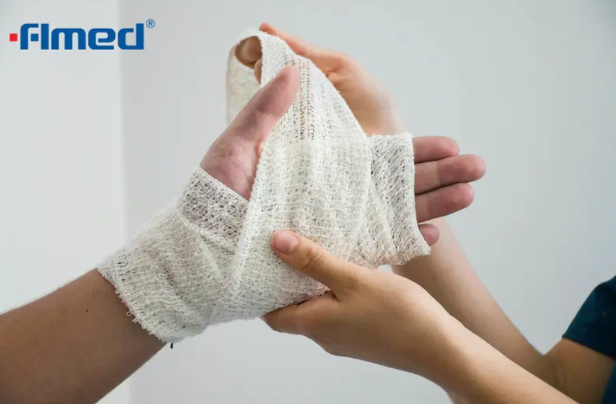 Vai trò của bông y tế trong chăm sóc vết thương hiện đại: Tại sao băng bông vẫn quan trọng