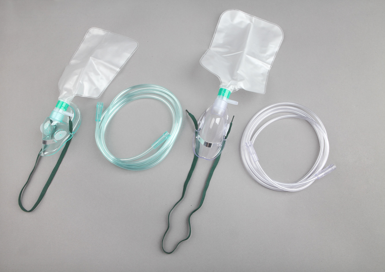 Mặt nạ oxy kh&ocirc;ng t&aacute;i thở